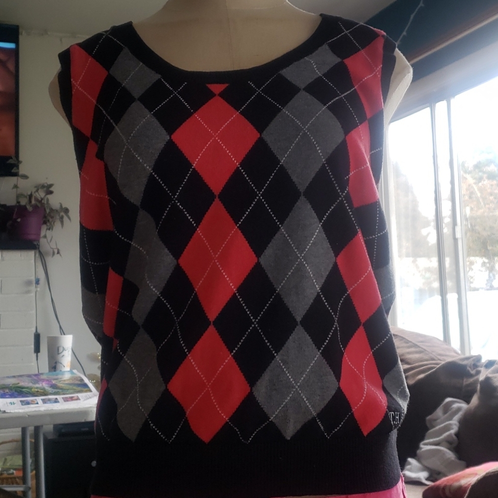 Sweater vest